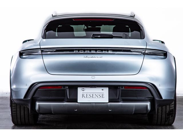 タイカンクロスツーリスモ タイカン 4クロスツーリスモ スポクロ リアアクスル パノラマルーフ BOSE ソフトクローズドア マトリクスLED オフロードデザイン20AW(11枚目)