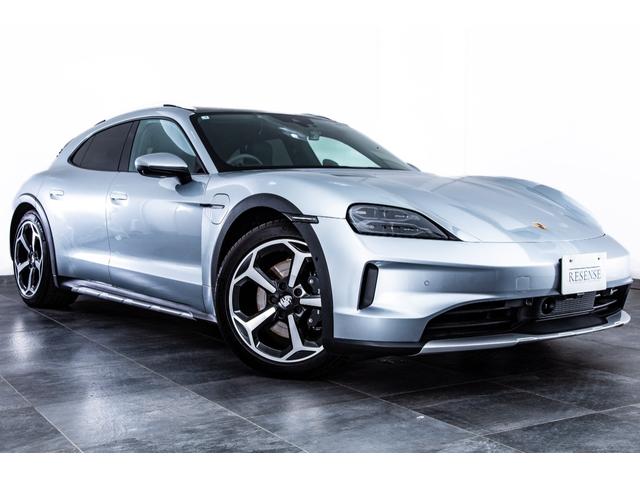 タイカンクロスツーリスモ タイカン 4クロスツーリスモ スポクロ リアアクスル パノラマルーフ BOSE ソフトクローズドア マトリクスLED オフロードデザイン20AW(14枚目)