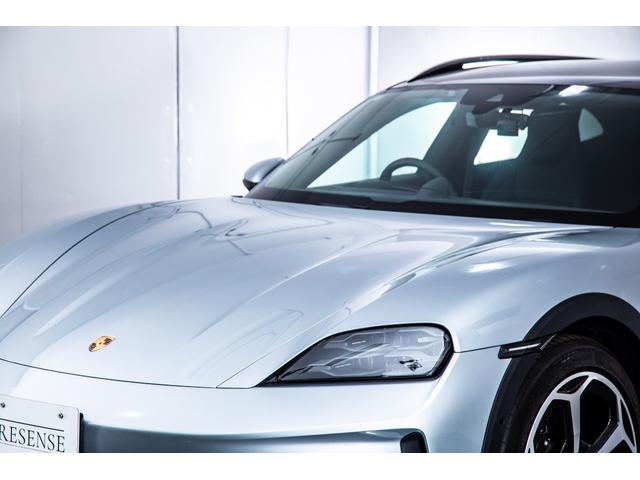 タイカンクロスツーリスモ タイカン 4クロスツーリスモ スポクロ リアアクスル パノラマルーフ BOSE ソフトクローズドア マトリクスLED オフロードデザイン20AW(16枚目)