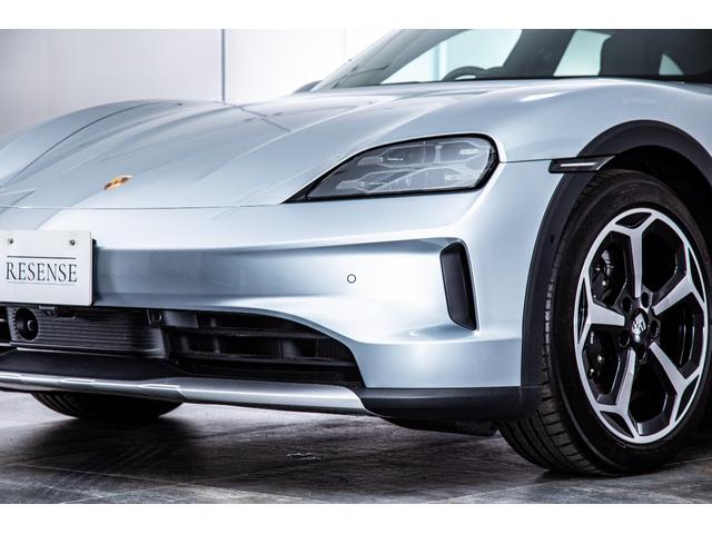 タイカンクロスツーリスモ タイカン 4クロスツーリスモ スポクロ リアアクスル パノラマルーフ BOSE ソフトクローズドア マトリクスLED オフロードデザイン20AW(18枚目)