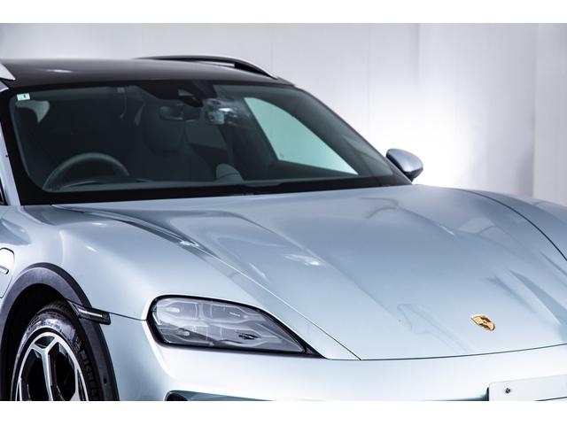 タイカンクロスツーリスモ タイカン 4クロスツーリスモ スポクロ リアアクスル パノラマルーフ BOSE ソフトクローズドア マトリクスLED オフロードデザイン20AW(20枚目)