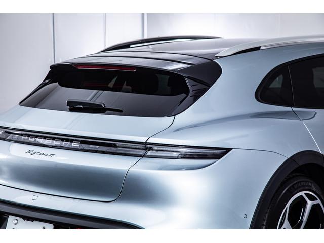 タイカンクロスツーリスモ タイカン 4クロスツーリスモ スポクロ リアアクスル パノラマルーフ BOSE ソフトクローズドア マトリクスLED オフロードデザイン20AW(26枚目)