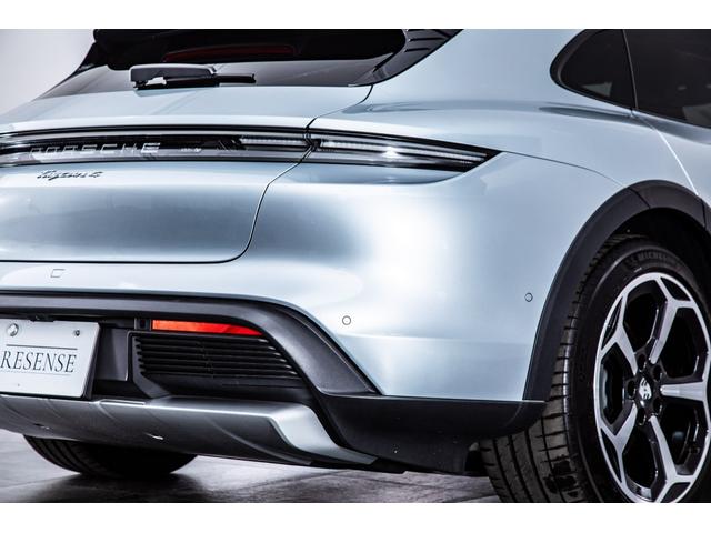 タイカンクロスツーリスモ タイカン 4クロスツーリスモ スポクロ リアアクスル パノラマルーフ BOSE ソフトクローズドア マトリクスLED オフロードデザイン20AW(28枚目)