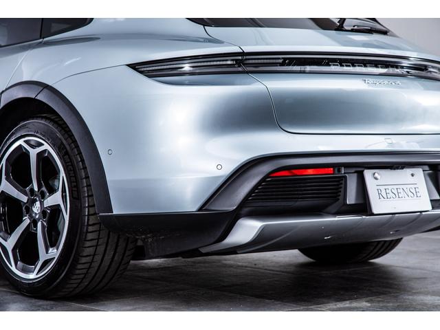 タイカンクロスツーリスモ タイカン 4クロスツーリスモ スポクロ リアアクスル パノラマルーフ BOSE ソフトクローズドア マトリクスLED オフロードデザイン20AW(32枚目)