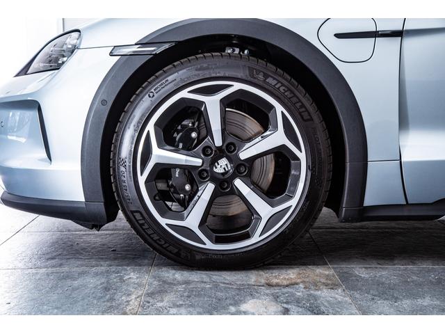 タイカンクロスツーリスモ タイカン 4クロスツーリスモ スポクロ リアアクスル パノラマルーフ BOSE ソフトクローズドア マトリクスLED オフロードデザイン20AW(35枚目)