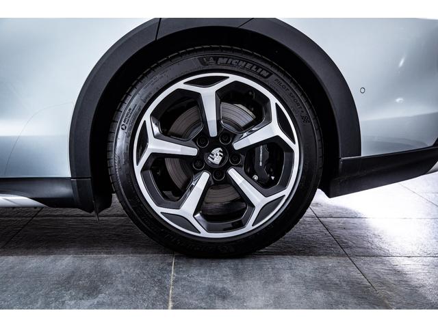 タイカンクロスツーリスモ タイカン 4クロスツーリスモ スポクロ リアアクスル パノラマルーフ BOSE ソフトクローズドア マトリクスLED オフロードデザイン20AW(37枚目)