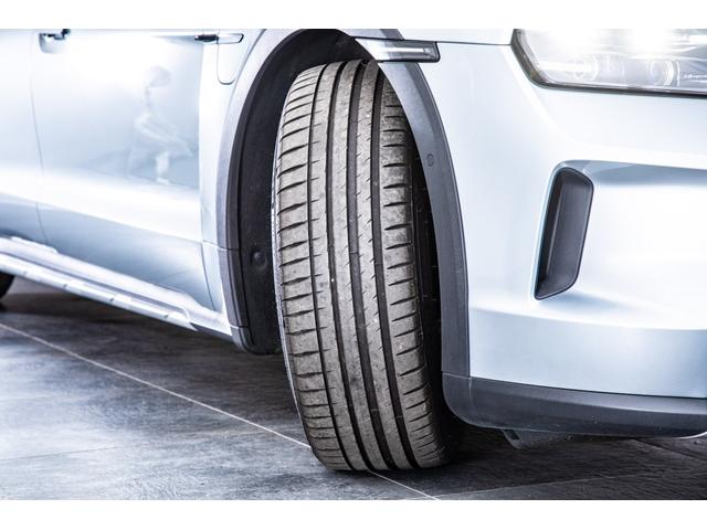 タイカンクロスツーリスモ タイカン 4クロスツーリスモ スポクロ リアアクスル パノラマルーフ BOSE ソフトクローズドア マトリクスLED オフロードデザイン20AW(40枚目)