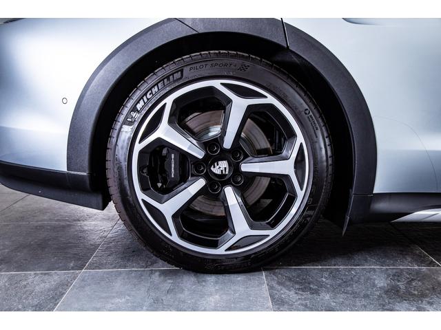 タイカンクロスツーリスモ タイカン 4クロスツーリスモ スポクロ リアアクスル パノラマルーフ BOSE ソフトクローズドア マトリクスLED オフロードデザイン20AW(41枚目)