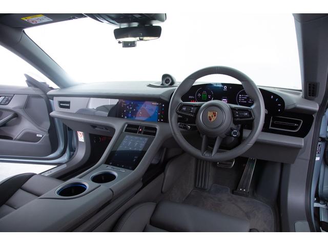 タイカンクロスツーリスモ タイカン 4クロスツーリスモ スポクロ リアアクスル パノラマルーフ BOSE ソフトクローズドア マトリクスLED オフロードデザイン20AW(43枚目)