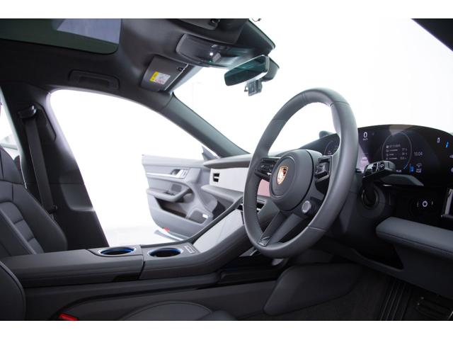 タイカンクロスツーリスモ タイカン 4クロスツーリスモ スポクロ リアアクスル パノラマルーフ BOSE ソフトクローズドア マトリクスLED オフロードデザイン20AW(44枚目)