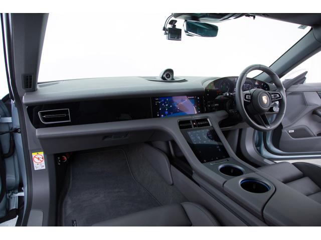 タイカンクロスツーリスモ タイカン 4クロスツーリスモ スポクロ リアアクスル パノラマルーフ BOSE ソフトクローズドア マトリクスLED オフロードデザイン20AW(47枚目)