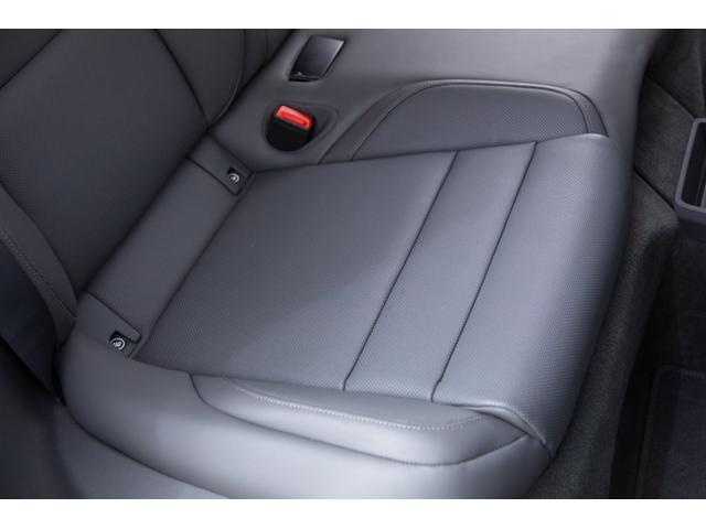 タイカンクロスツーリスモ タイカン 4クロスツーリスモ スポクロ リアアクスル パノラマルーフ BOSE ソフトクローズドア マトリクスLED オフロードデザイン20AW(62枚目)