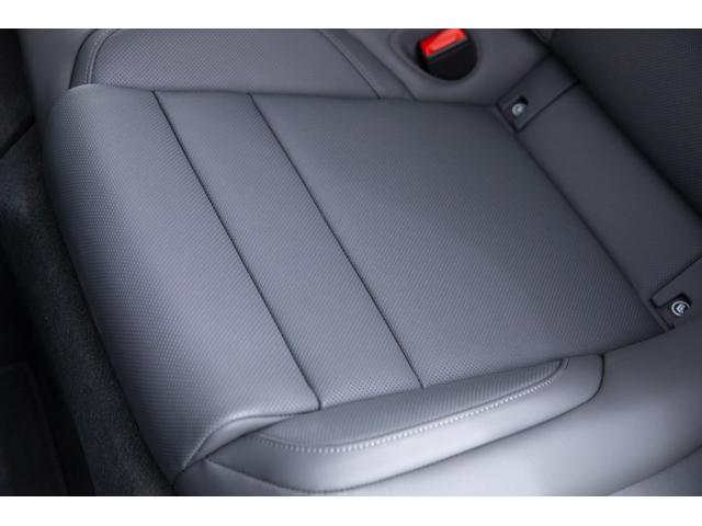 タイカンクロスツーリスモ タイカン 4クロスツーリスモ スポクロ リアアクスル パノラマルーフ BOSE ソフトクローズドア マトリクスLED オフロードデザイン20AW(65枚目)