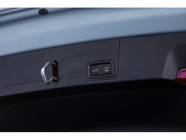 タイカンクロスツーリスモ タイカン 4クロスツーリスモ スポクロ リアアクスル パノラマルーフ BOSE ソフトクローズドア マトリクスLED オフロードデザイン20AW(74枚目)