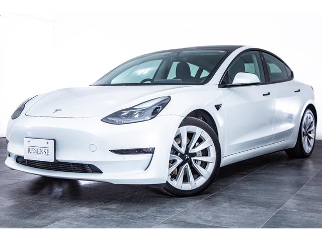 モデル3 ロングレンジ USBドライブ フルセルフD 純正ルーフシェード/トランクマット 19インチAW(7枚目)