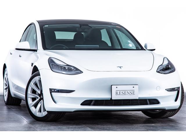 モデル3 ロングレンジ USBドライブ フルセルフD 純正ルーフシェード/トランクマット 19インチAW(15枚目)