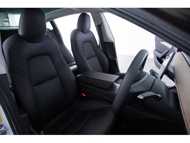 モデル3 ロングレンジ USBドライブ フルセルフD 純正ルーフシェード/トランクマット 19インチAW(44枚目)