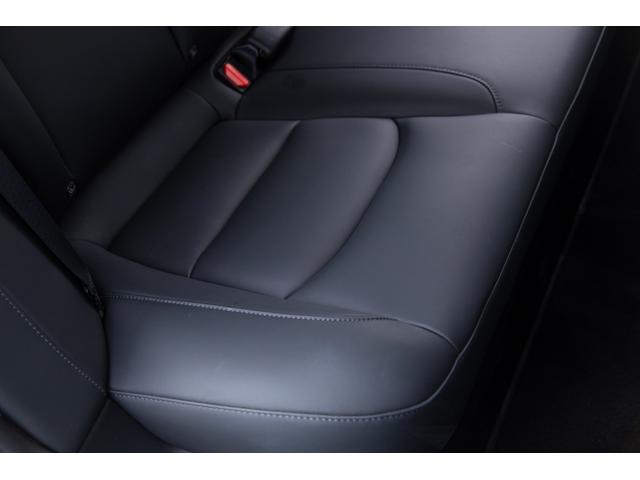 モデル3 ロングレンジ USBドライブ フルセルフD 純正ルーフシェード/トランクマット 19インチAW(58枚目)