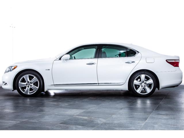 ＬＳ ＬＳ４６０　バージョンＳ　Ｉパッケージ　走行７０００ｋｍ　記録簿１３枚　スマートキー　クルコン　ＥＴＣ（8枚目）