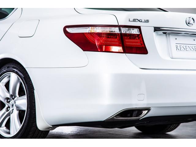 ＬＳ ＬＳ４６０　バージョンＳ　Ｉパッケージ　走行７０００ｋｍ　記録簿１３枚　スマートキー　クルコン　ＥＴＣ（32枚目）
