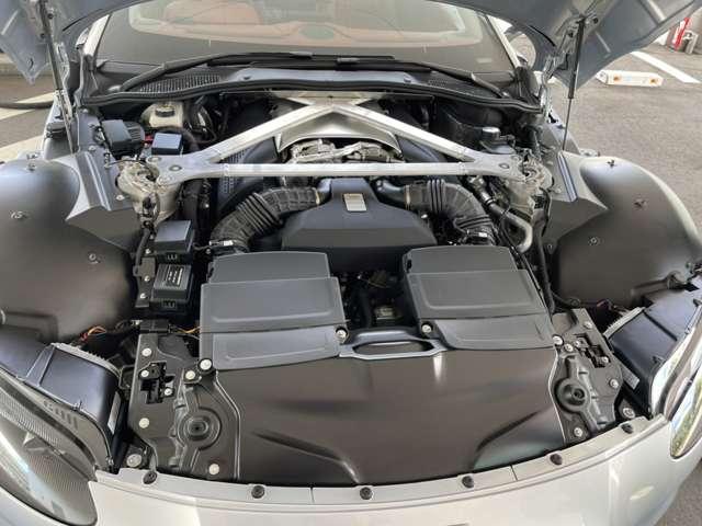 ヴァンテージ V8 スペシェルエディション レザーインテリア 電動シート HDDナビ ドライブレコーダー クリアランスソナー スマートキー シートヒーター シートエアコン アルミホイール 禁煙車(26枚目)