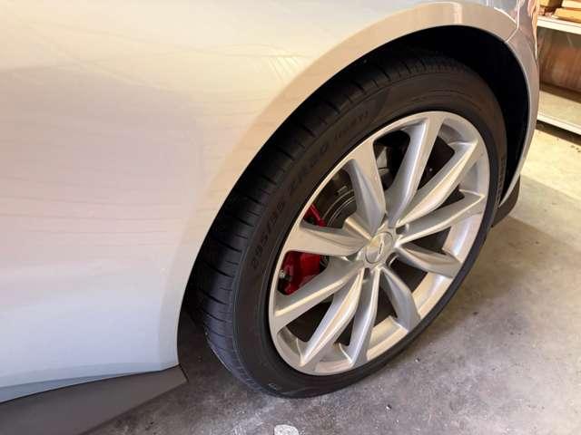 ヴァンテージ V8 スペシェルエディション レザーインテリア 電動シート HDDナビ ドライブレコーダー クリアランスソナー スマートキー シートヒーター シートエアコン アルミホイール 禁煙車(36枚目)