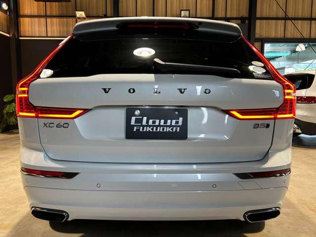 ＸＣ６０ Ｂ５　ＡＷＤ　インスクリプション　ホワイトレザー　パノラマルーフ　ハーマンカードン　ヘッドアップディスプレイ（5枚目）