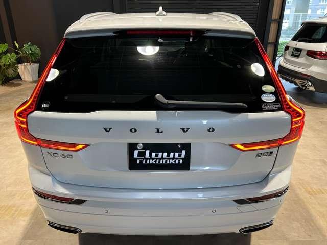 ＸＣ６０ Ｂ５　ＡＷＤ　インスクリプション　ホワイトレザー　パノラマルーフ　ハーマンカードン　ヘッドアップディスプレイ（11枚目）