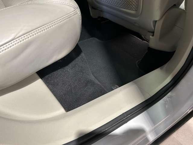 ＸＣ６０ Ｂ５　ＡＷＤ　インスクリプション　ホワイトレザー　パノラマルーフ　ハーマンカードン　ヘッドアップディスプレイ（49枚目）