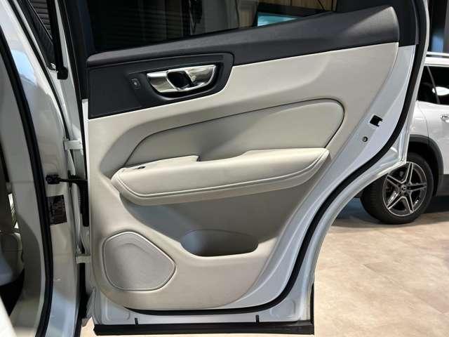 ＸＣ６０ Ｂ５　ＡＷＤ　インスクリプション　ホワイトレザー　パノラマルーフ　ハーマンカードン　ヘッドアップディスプレイ（50枚目）