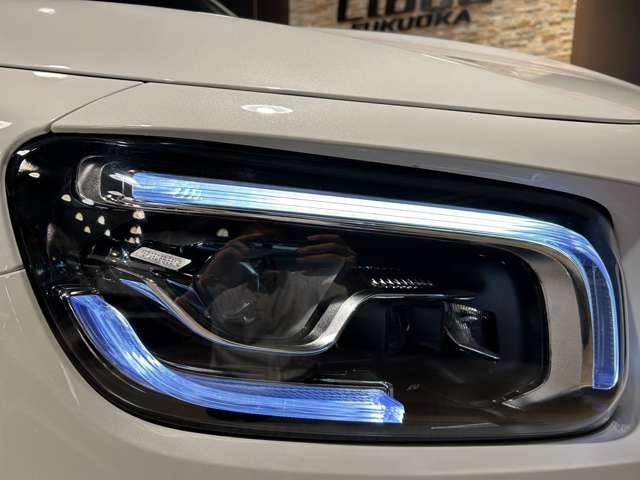 ＧＬＢ ＧＬＢ１８０　ＡＭＧラインパッケージ　ＭＰ２０２３０１　パノラミックスライディングルーフ　ハーフレザー　全周囲カメラ（13枚目）