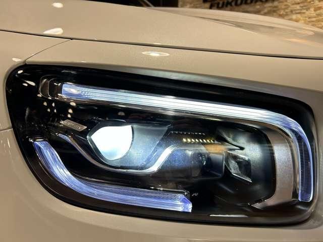 ＧＬＢ ＧＬＢ１８０　ＡＭＧラインパッケージ　ＭＰ２０２３０１　パノラミックスライディングルーフ　ハーフレザー　全周囲カメラ（15枚目）