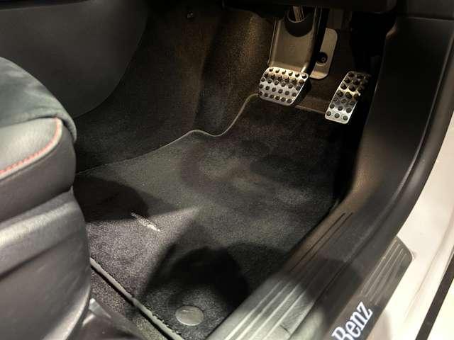 ＧＬＢ ＧＬＢ１８０　ＡＭＧラインパッケージ　ＭＰ２０２３０１　パノラミックスライディングルーフ　ハーフレザー　全周囲カメラ（37枚目）