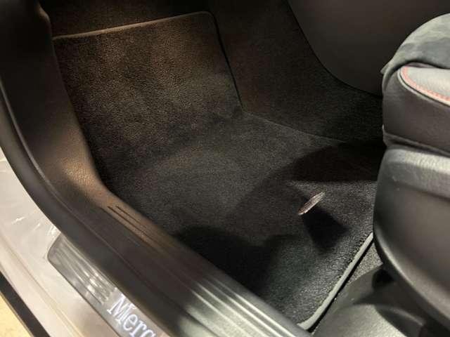 ＧＬＢ ＧＬＢ１８０　ＡＭＧラインパッケージ　ＭＰ２０２３０１　パノラミックスライディングルーフ　ハーフレザー　全周囲カメラ（45枚目）