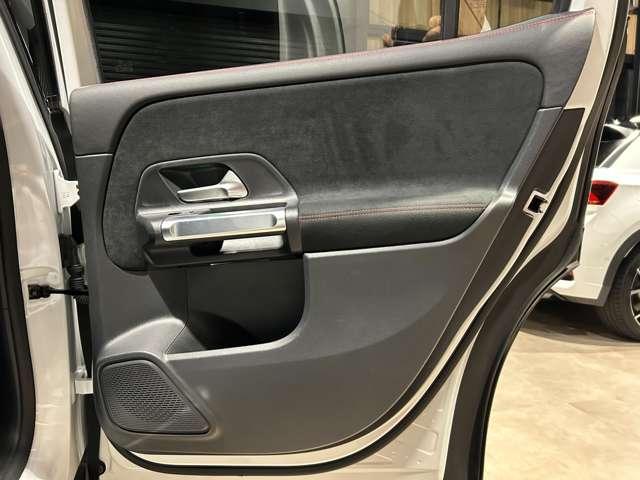 ＧＬＢ ＧＬＢ１８０　ＡＭＧラインパッケージ　ＭＰ２０２３０１　パノラミックスライディングルーフ　ハーフレザー　全周囲カメラ（52枚目）