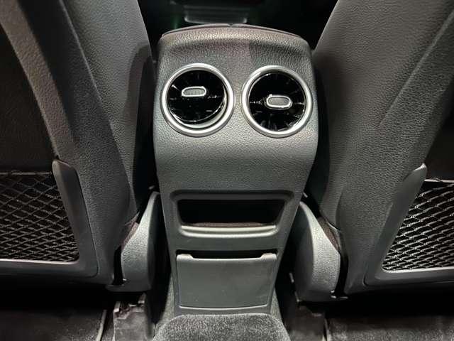 ＧＬＢ ＧＬＢ１８０　ＡＭＧラインパッケージ　ＭＰ２０２３０１　パノラミックスライディングルーフ　ハーフレザー　全周囲カメラ（57枚目）