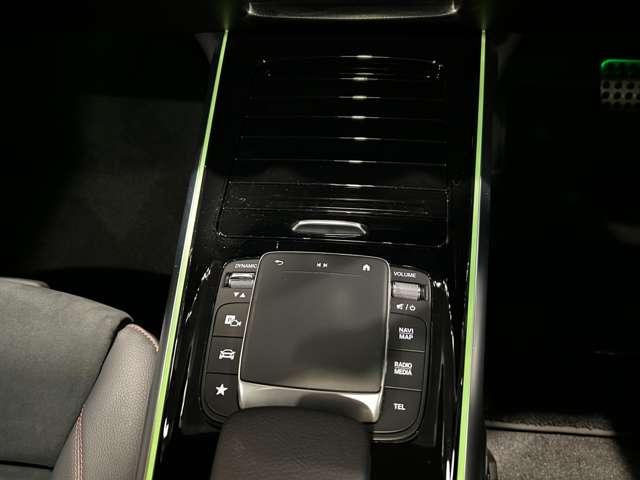 ＧＬＢ ＧＬＢ１８０　ＡＭＧラインパッケージ　ＭＰ２０２３０１　パノラミックスライディングルーフ　ハーフレザー　全周囲カメラ（74枚目）