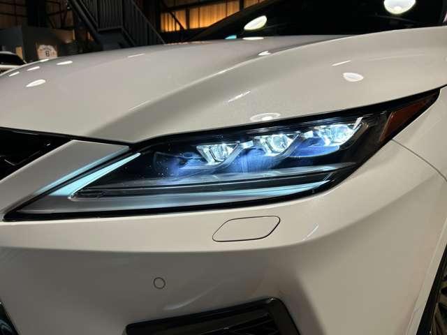 ＲＸ ＲＸ４５０ｈ　Ｆスポーツ　４ＷＤ　ＴＲＤフルエアロ　ＴＲＤ２２インチ鍛造アルミホイール　パノラマルーフ（14枚目）