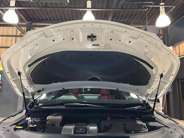 ＲＸ ＲＸ４５０ｈ　Ｆスポーツ　４ＷＤ　ＴＲＤフルエアロ　ＴＲＤ２２インチ鍛造アルミホイール　パノラマルーフ（26枚目）