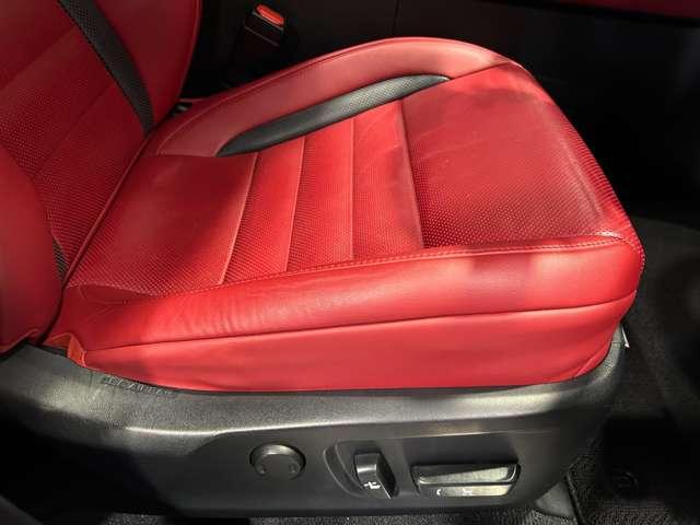 ＲＸ ＲＸ４５０ｈ　Ｆスポーツ　４ＷＤ　ＴＲＤフルエアロ　ＴＲＤ２２インチ鍛造アルミホイール　パノラマルーフ（37枚目）