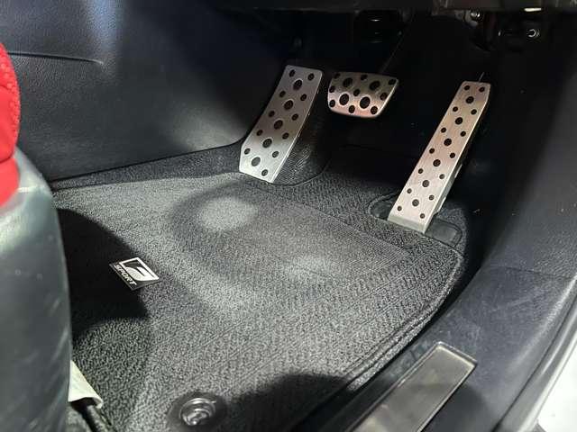 ＲＸ ＲＸ４５０ｈ　Ｆスポーツ　４ＷＤ　ＴＲＤフルエアロ　ＴＲＤ２２インチ鍛造アルミホイール　パノラマルーフ（40枚目）