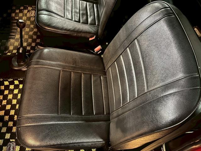 MINI クーパー1.3i(7枚目)