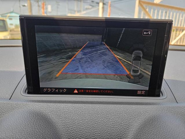 Ａ３セダン １．４ＴＦＳＩ　ナビ　Ｂｌｕｅｔｏｏｔｈ　バックカメラ　純正アルミホイール（8枚目）