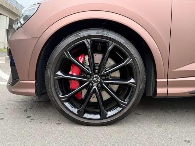 ＲＳ Ｑ３ スポーツバック ベースグレード　２．５　４ＷＤ　ラッピング　ＲＳデザインＰＫＧ　マトリクスＬＥＤ　２１インチアルミ　ローダウン　サンルーフ　ブラックスタイリングＰＫＧ　ＲＳデザインシート　ＲＳダンピングサス　ＲＳエキゾーストシステム（41枚目）