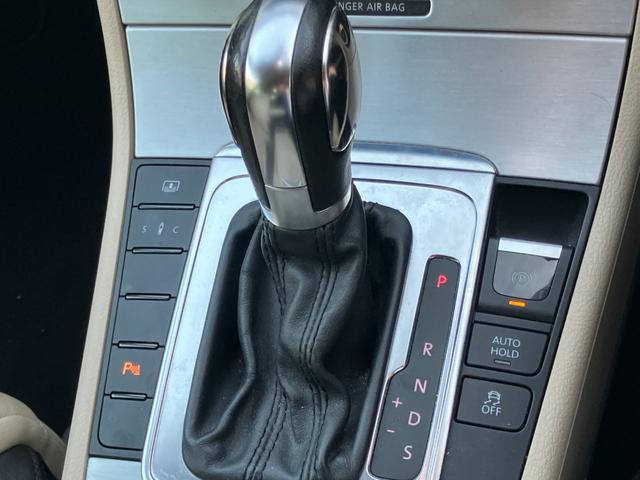 パサートＣＣ Ｖ６　４モーション　レザーインテリア　電動シート　前後席シートヒーター　キセノンヘッドライト　１８インチアルミホイール　フロントドリルドブレーキローター　ローダウン　ナビ　フルセグＴＶ　バックカメラ　パドルシフト（46枚目）