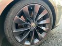 Ｖ６　４モーション　レザーインテリア　電動シート　前後席シートヒーター　キセノンヘッドライト　１８インチアルミホイール　フロントドリルドブレーキローター　ローダウン　ナビ　フルセグＴＶ　バックカメラ　パドルシフト（17枚目）
