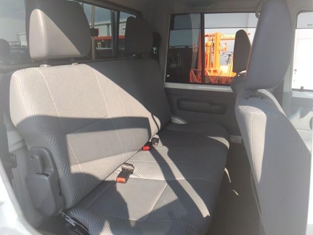 ランドクルーザー７０ ピックアップ　キーレス　フルセグ　ナビ＆ＴＶ　エアバッグ　フル装備　ＥＴＣ　バックカメラ（12枚目）