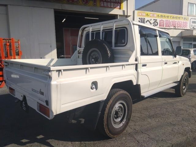 ランドクルーザー７０ ピックアップ　キーレス　フルセグ　ナビ＆ＴＶ　エアバッグ　フル装備　ＥＴＣ　バックカメラ（18枚目）