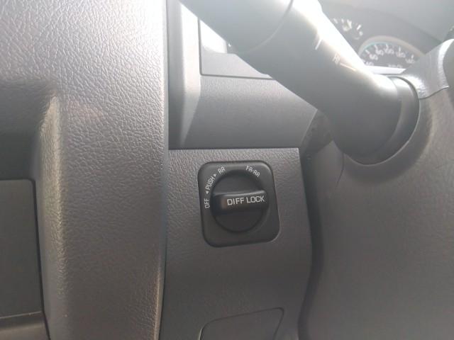 ランドクルーザー７０ ピックアップ　キーレス　フルセグ　ナビ＆ＴＶ　エアバッグ　フル装備　ＥＴＣ　バックカメラ（23枚目）