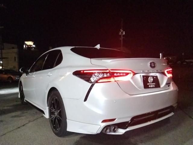 カムリ ＷＳレザーパッケージ　革シート　キーレス　フルセグ　ナビ＆ＴＶ　１８アルミホイール　エアバッグ　オートマ　フル装備　ＥＴＣ　バックカメラ　スマートキー（3枚目）